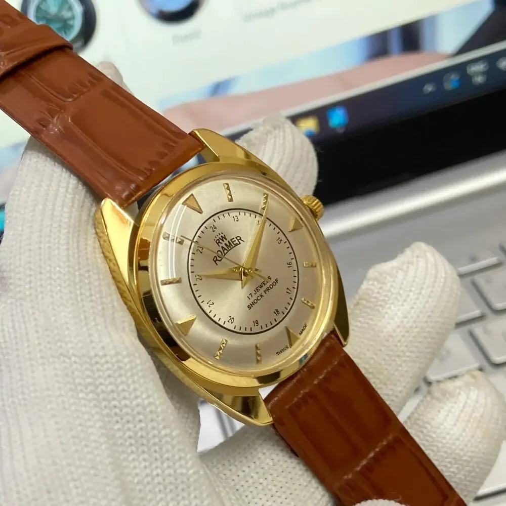 Vintage 1985 Roamer Manual Mens Gold Watch W/Leather Strap & Silver accents